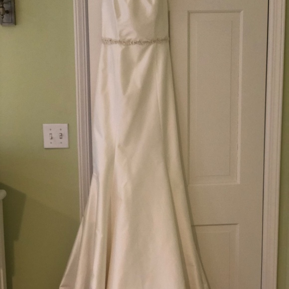 *BRAND NEW* Romona Keveza Wedding Dress with Sweetheart Neckline - Picture 3 of 5